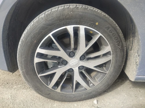 Geely Emgrand 2026 
