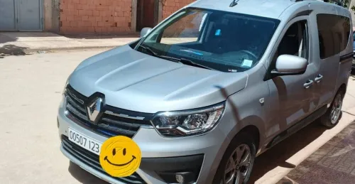 Renault New express 2023 authentic