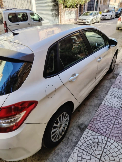 Citroen C4 2012 Attraction