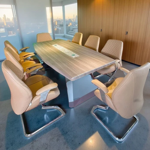 Tables de réunion professionnelles disponibles