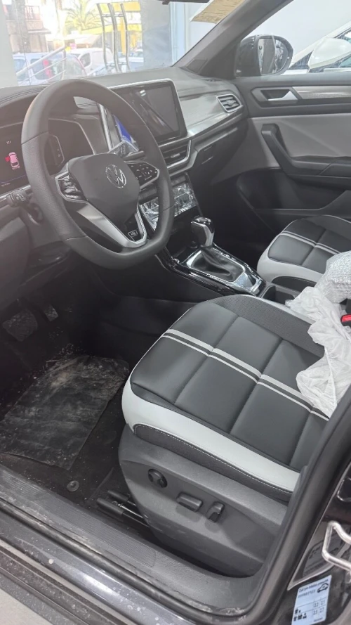 Volkswagen T-Roc 2026 Black black