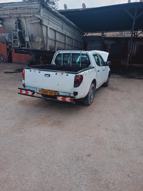 Mitsubishi L200 2009 L200