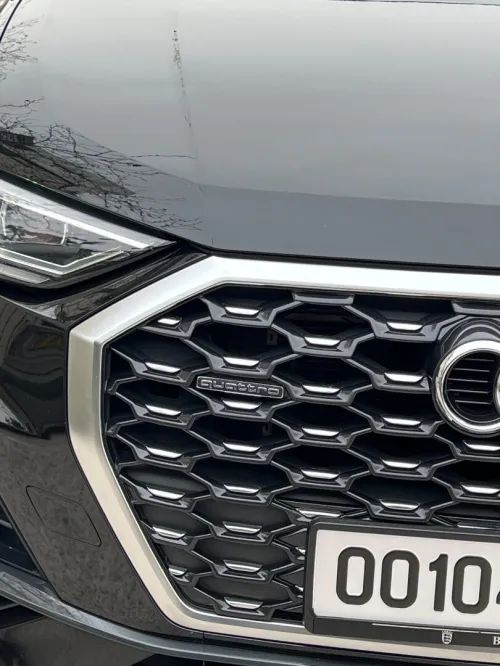 Audi Q3 2021 S Line
