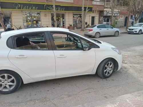 Peugeot 208 2015 Active