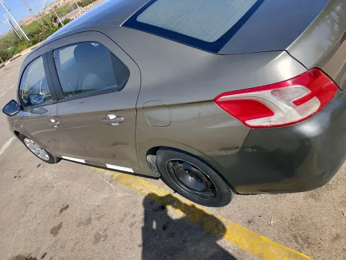 Peugeot 301 2013 Active