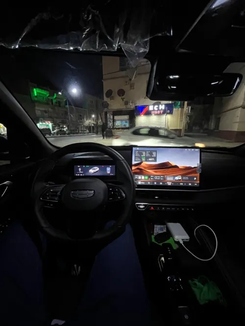Geely Coolray 2025 