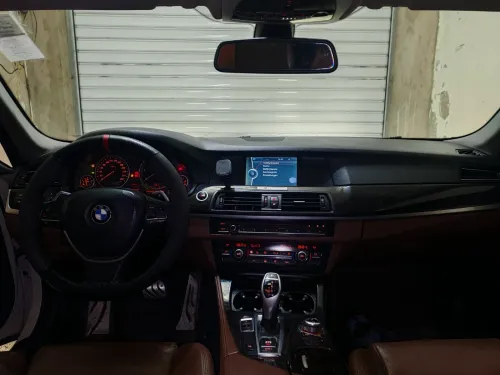 BMW Série 5 2010 525d sport