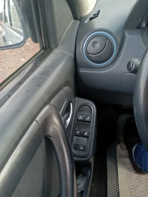Dacia Duster 2016 Laureate