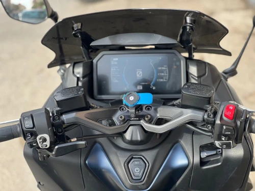 Yamaha Tmax 2022