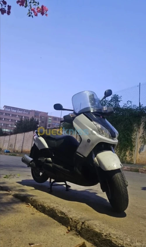 Yamaha Xmax 250cc 2010