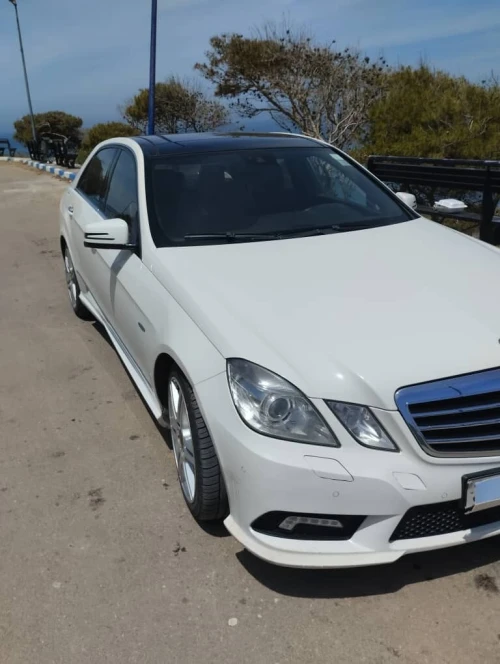 Mercedes Classe E 2011 AVANTGARDE Pack AMG