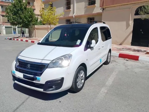 Peugeot Partner 2018 Tepee Allure 