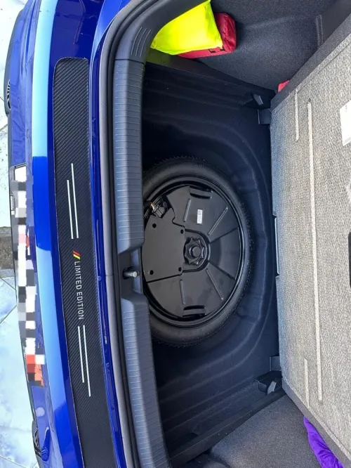 Volkswagen Golf 8 2025 R-Line