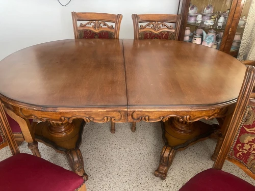 Table de salle à manger 