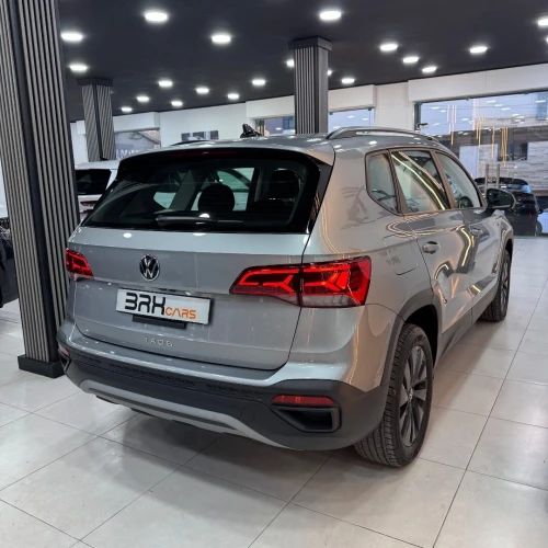 Volkswagen Taos 2024 SE