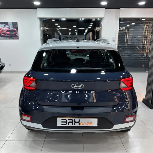 Hyundai Venue  2023 Full options