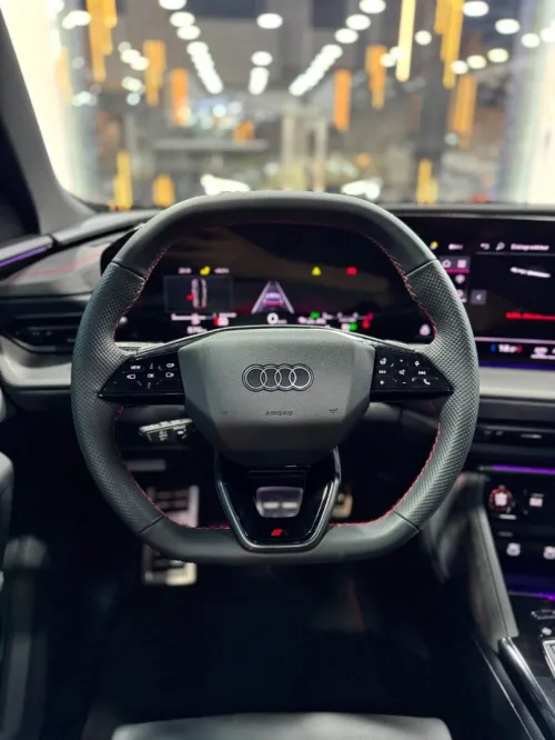 Audi Q5 2026 S line Quattro