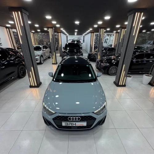 Audi A1 2024 Business Line