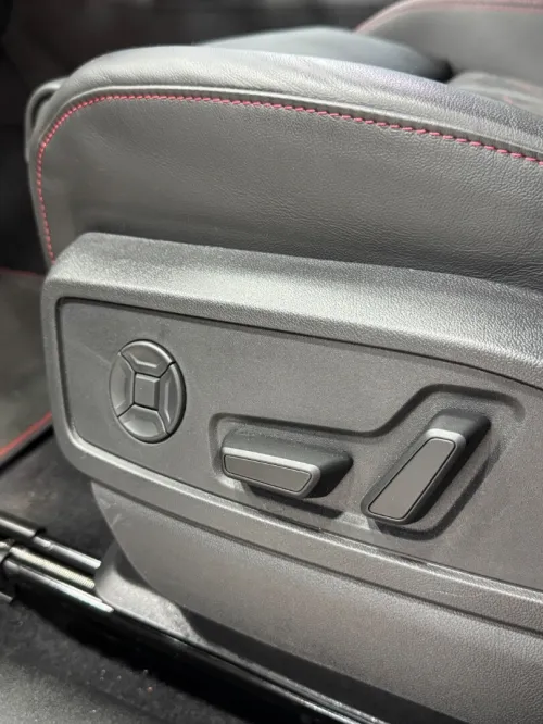 Audi Q5 2026 S line Quattro