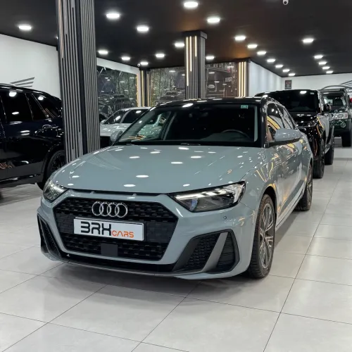 Audi A1 2024 Business Line