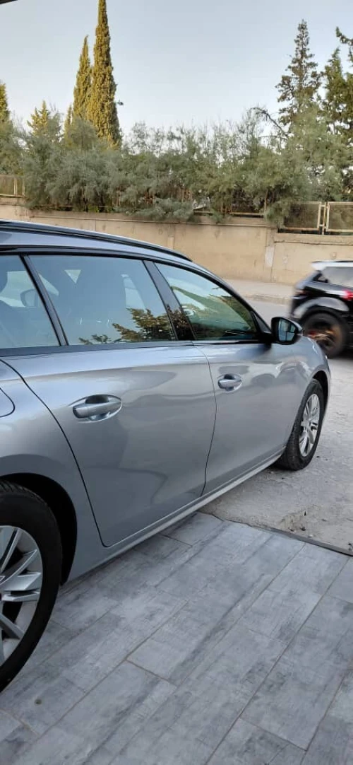 Peugeot 508 1.2 essence 130 cv Boîte automatique 2022 