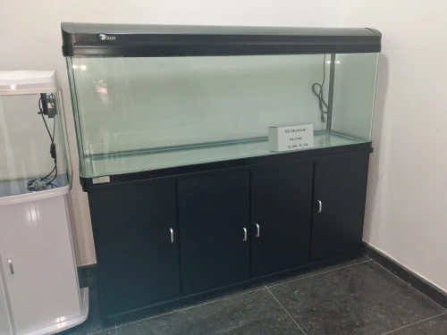 Aquarium d'importation avec meuble 1,5m