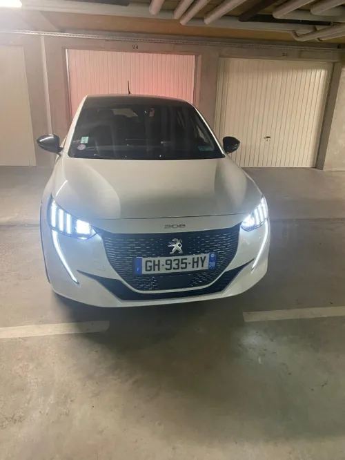Peugeot 208 2022 GT Line