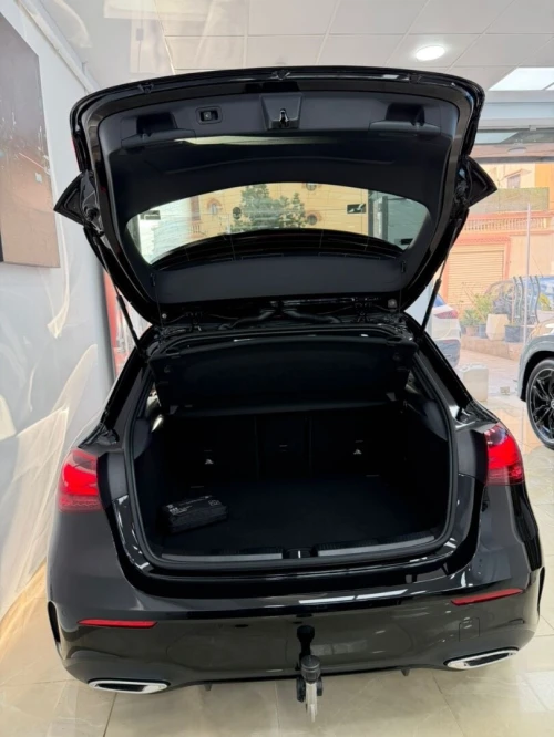 Mercedes Mercedes-Benz A220d. 2026 