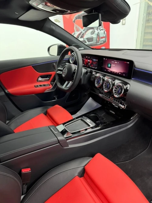 Mercedes Mercedes-Benz A220d. 2026 