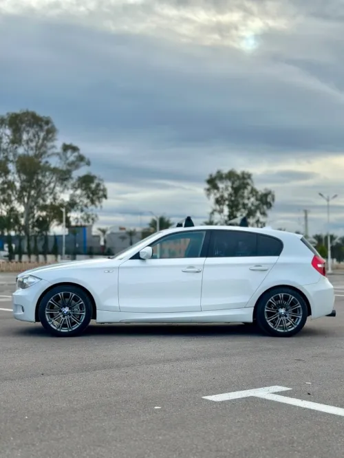 BMW Série 1 2011 