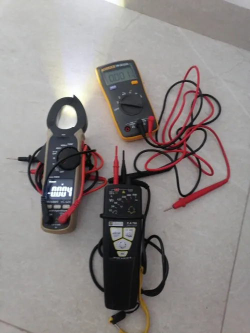 1000V Fluke106 multimetre
