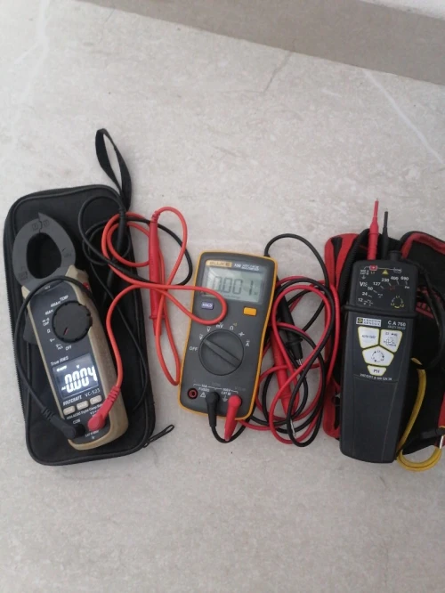 1000V Fluke106 multimetre