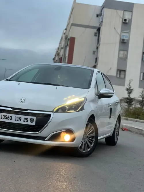 Peugeot 208 2019 Allure