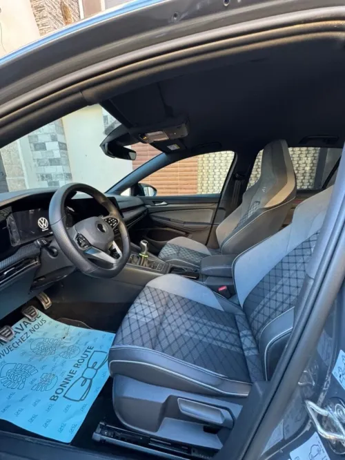 Volkswagen Golf 8 2021 R-Line