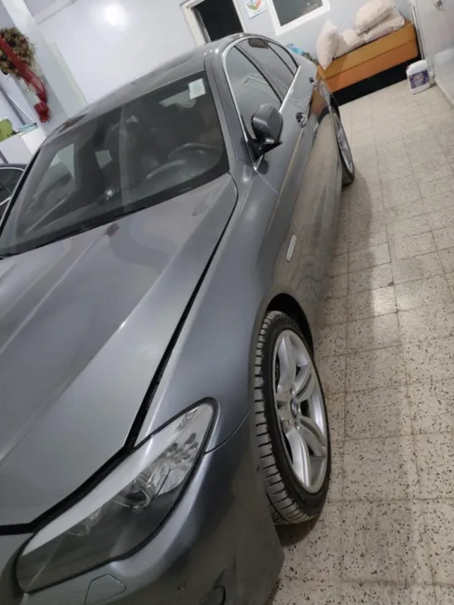 BMW F10 520D 2011 