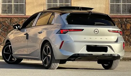 Opel Astra 2025 Gs li e