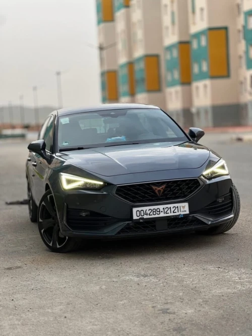 Cupra  Leon 2021 