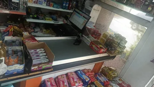 Frigo et des etagere