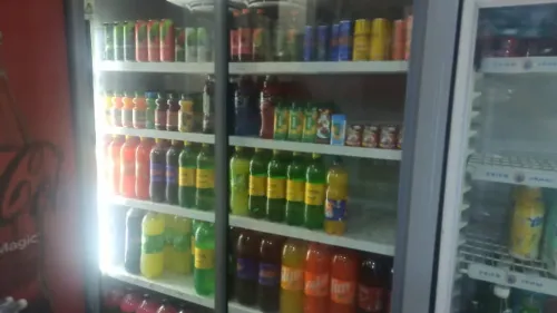 Frigo et des etagere