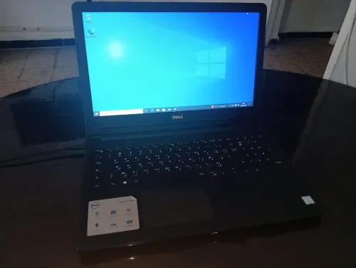 Laptop Dell Inspiron 15 3000