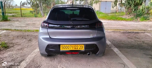 Peugeot 208 2022 Access Facelift