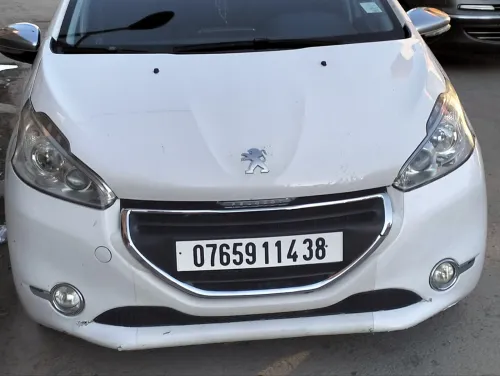 Peugeot 208 2014 Allure