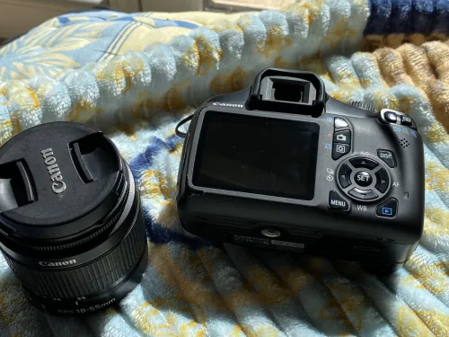 Camera canon Eos 1100d 