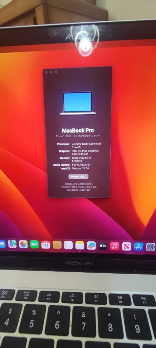 MacBook pro 13 inch