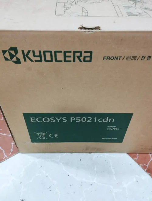 Imprimante laser couleur  kyocera p5021 cdn