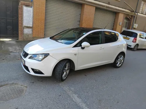 Seat Ibiza 2011 Fully +Toit ouvrant