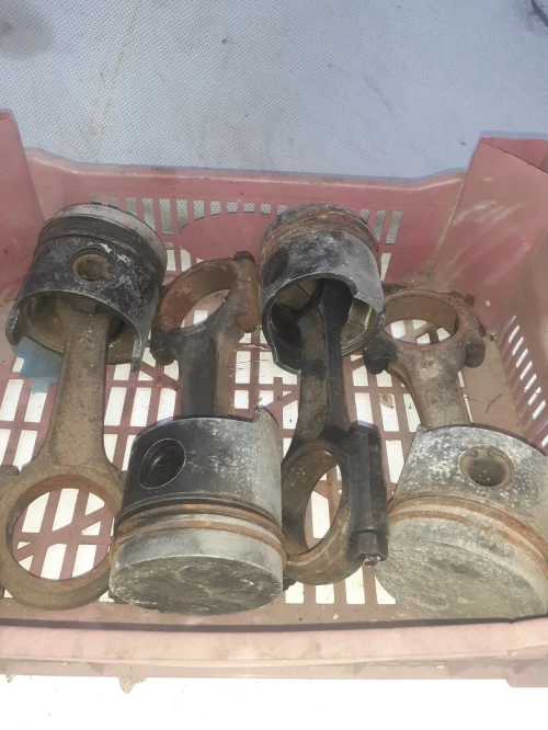 قطع الغيار مستعمل