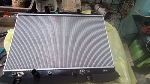 Radiateur livan gx3 pro boîte auto