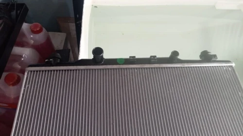 Radiateur livan gx3 pro boîte auto