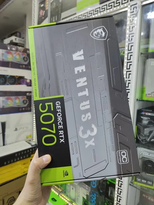 MSI GEFORCE RTX 5070 VENTUS 3X OC - 12 GO GDDR7 - TRIPLE FAN - OVERCLOCK - DLSS - RAY TRACING -BLACK